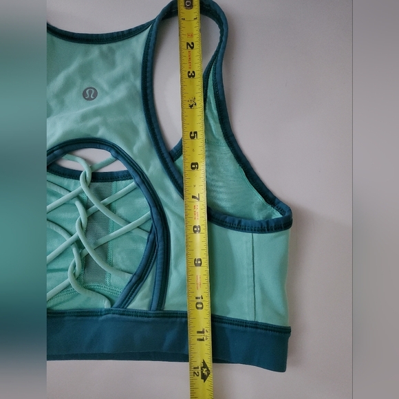 Bundle 2 Lululemon Sweaty Or Not Bra's Size 6 Full On Luxtreme Fabric - Picture 9 of 15